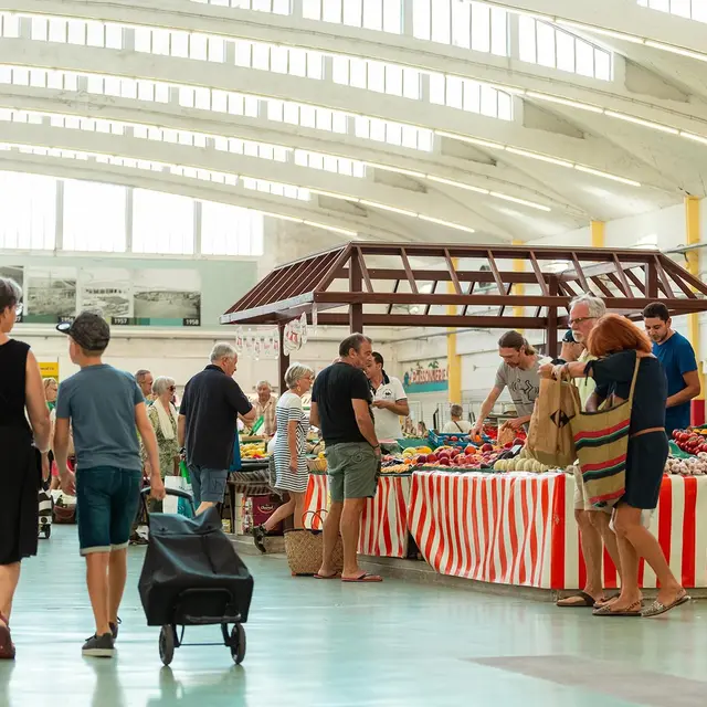 Visite des halles de Saint-Nazaire