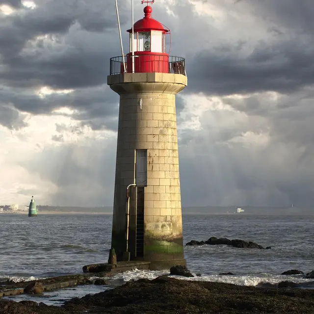Phare de Villès Martin