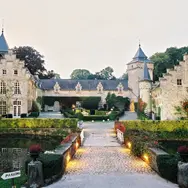 Chateau de la Rocq Arquennes Exterieur