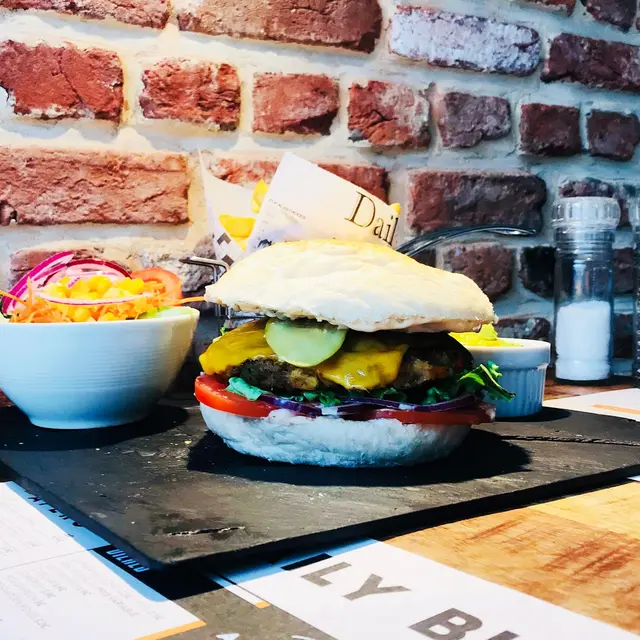 Dailyburger01