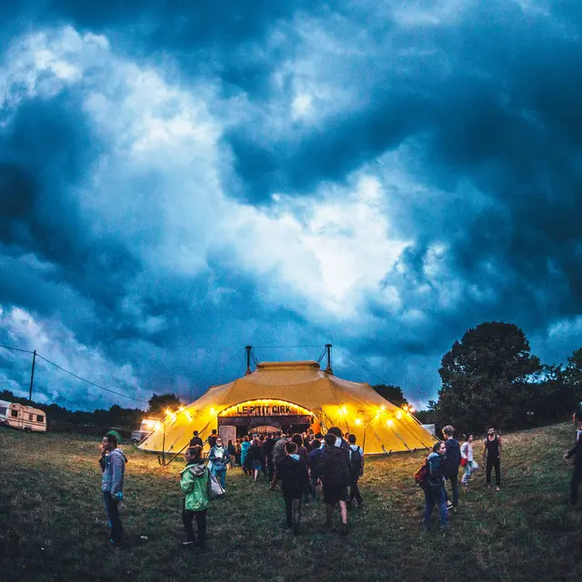 Latitude 50 - Visuel de la saison 2018-2019