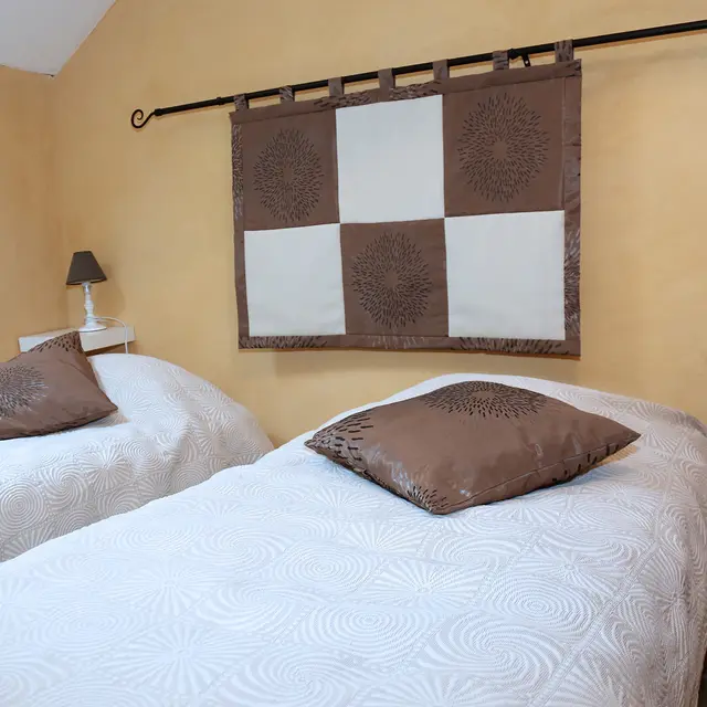 Gîte - Le Falihou - Chambre à coucher - 2 lits jumeaux