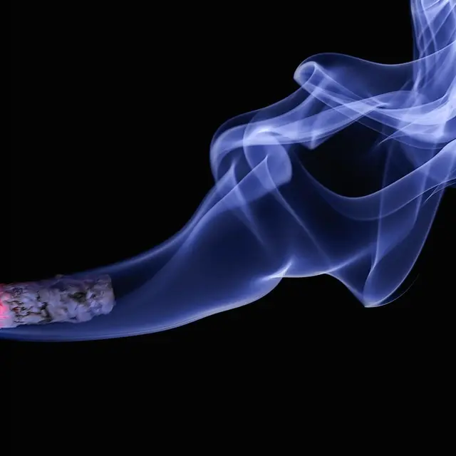 Cigarette-110849_1280
