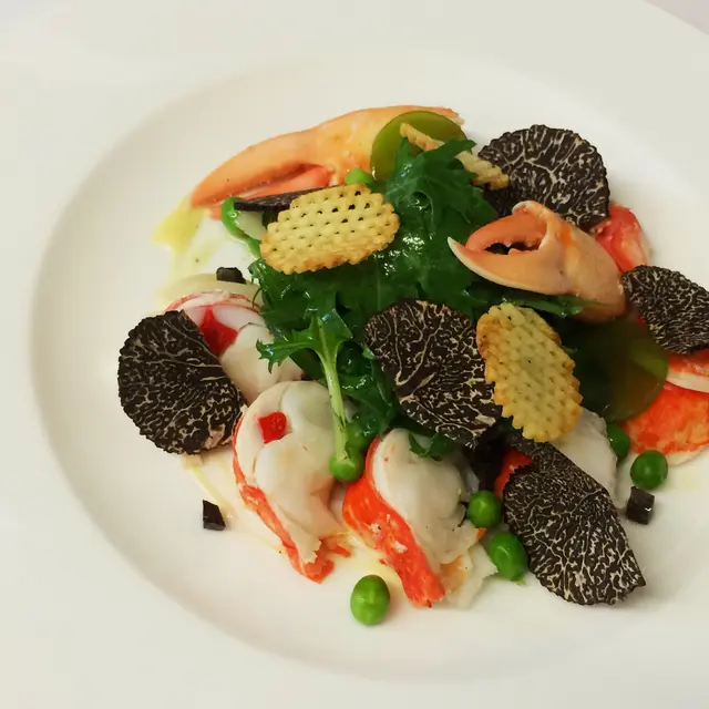 161230_eugenieaemilie-plat_1