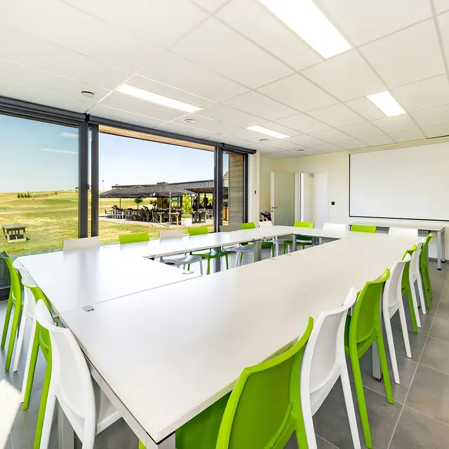 Avernas Golf Club - Hannut - Salle de réunion