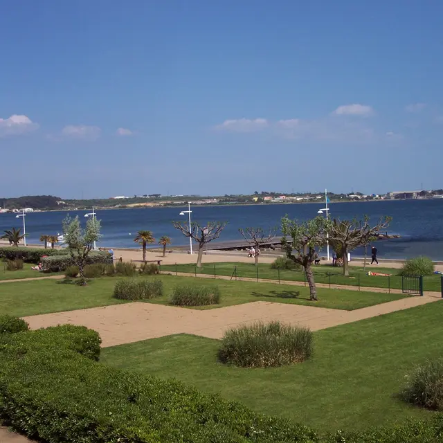_lv_images__lot_0000000046_01_20110125