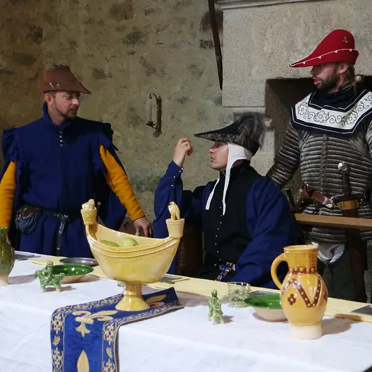 821bc40fba60-monument-jeu-d-enfant-animations-medievales-1129172