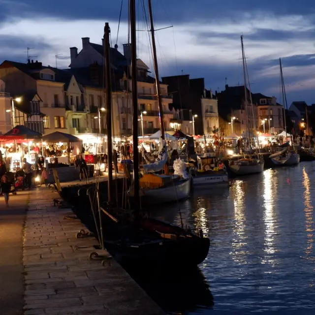 Marché nocturne juillet et aout au Pouliguen