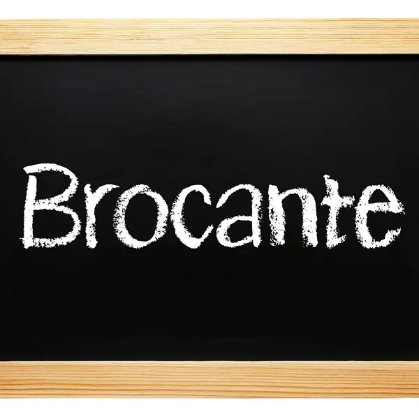 Brocante professionnelle à la Baule Eté 2026