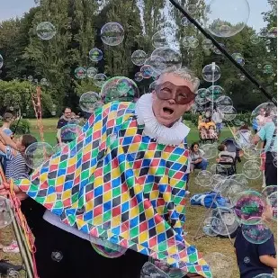 Les Jeudis du Centre - Spectacle : Les Bulles d'Oliv' - Centre-Bourg - Pénestin