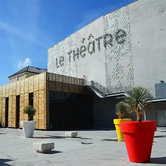 Présentation saison 26/27 théâtre de St-nazaire - Le Bateau-Livre - Pénestin