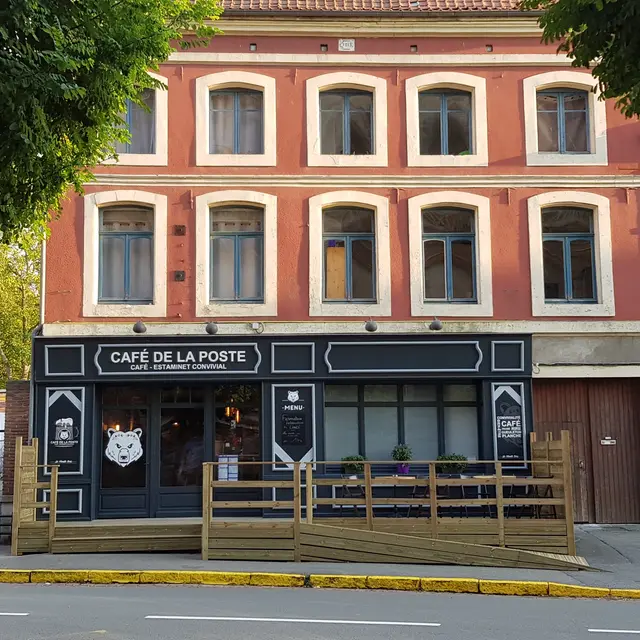 Café de la Poste - Façade