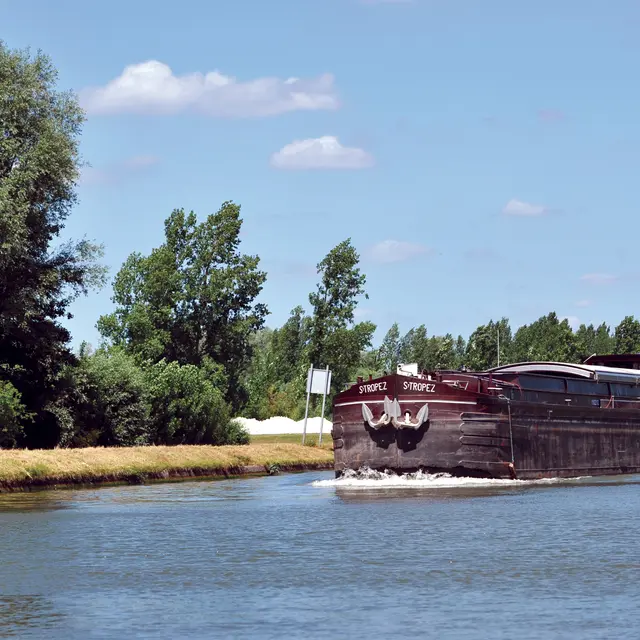 Canal 2010 AIRE-SUR-LA-LYS © Photo Carl - Office de Tourisme de la Région de Saint-Omer (5)