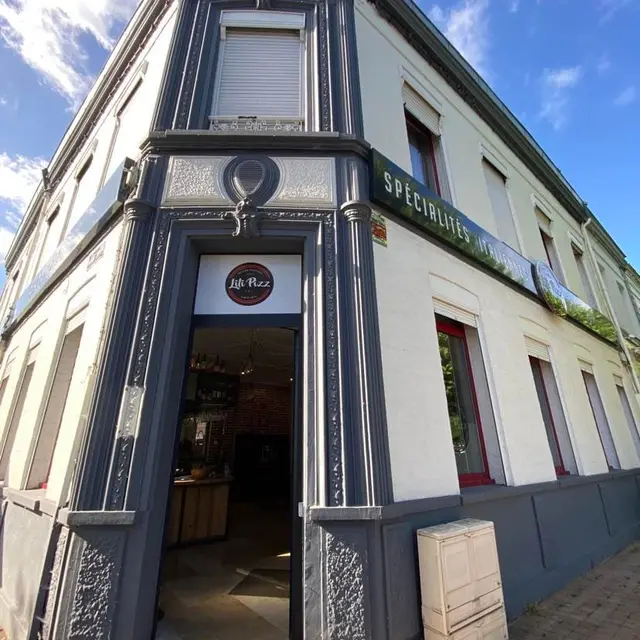 FACADE ENTREE