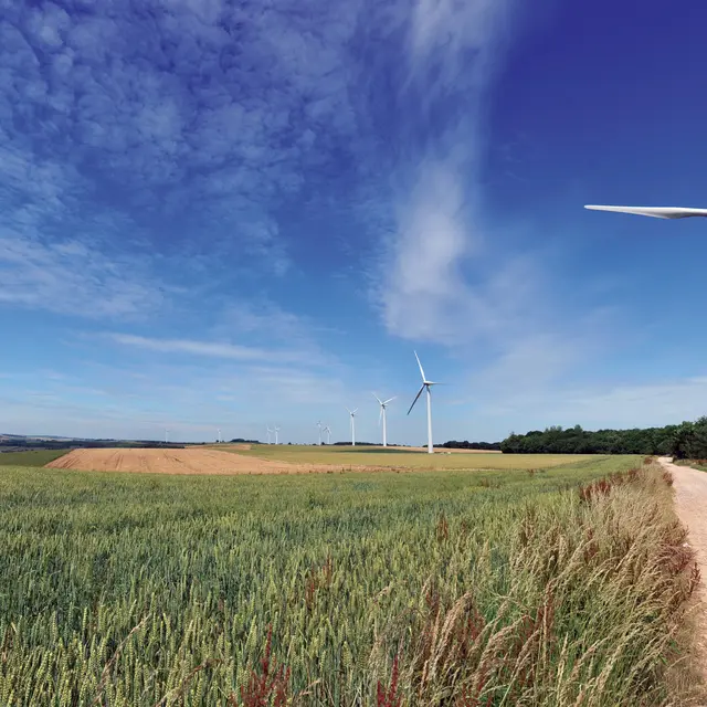LES FAUCONS POI 2 Eoliennes 2010 FAUQUEMBERGUES