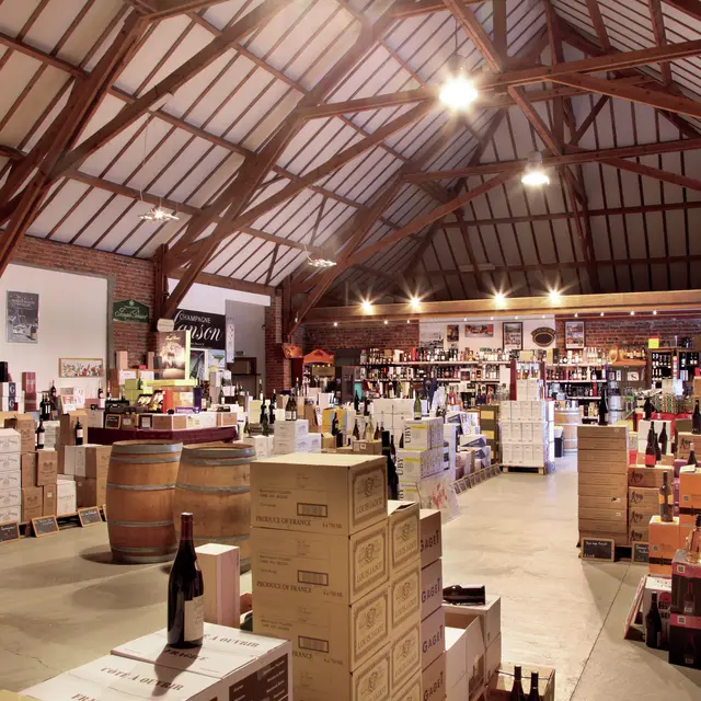 Intérieur du magasin Le Chais à Longuenesse