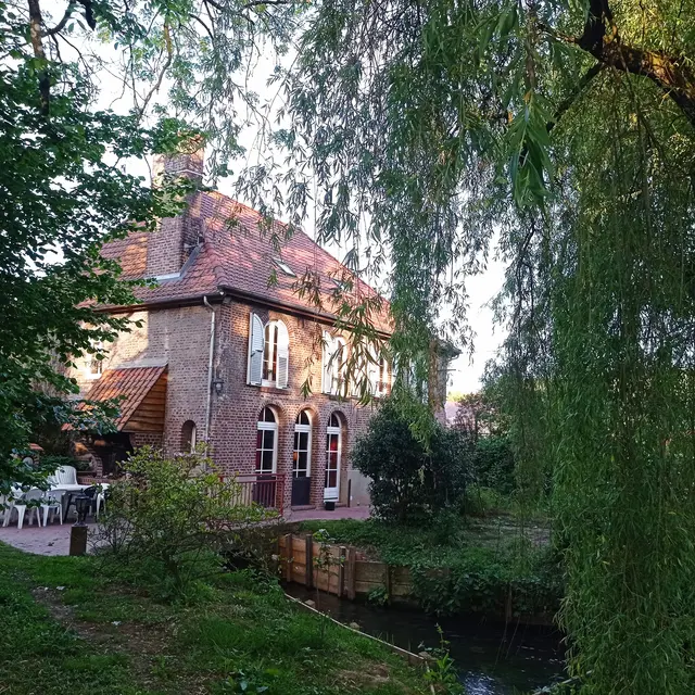 Extérieur du Moulin de Renty