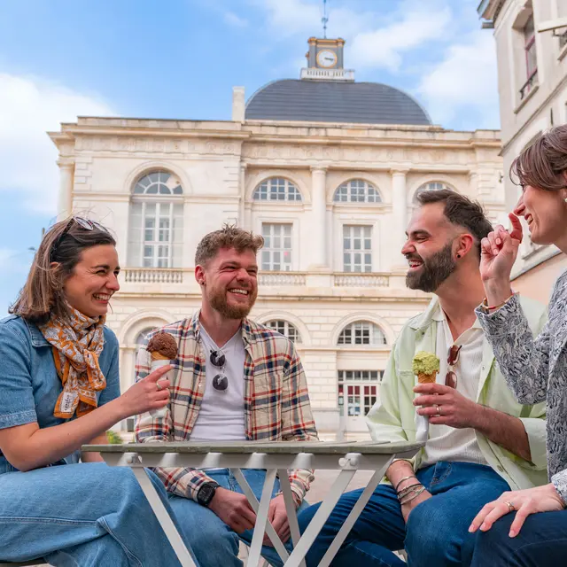Les Givrés du Cornet - Touristes en Centre ville de Saint-Omer