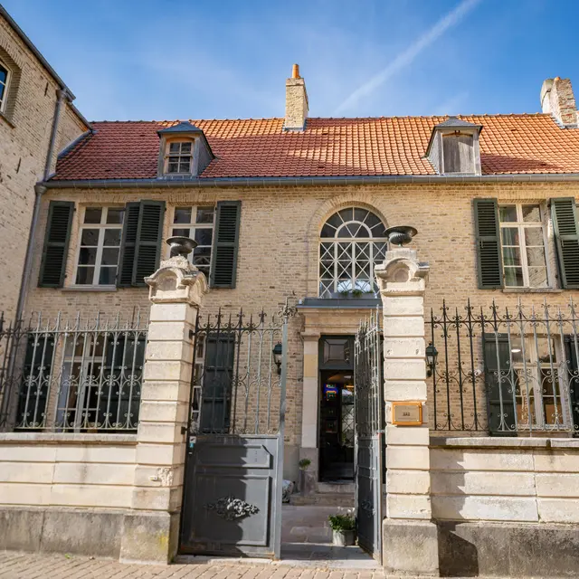 Le Colegram - Enseigne - Palais de la Cathédrale