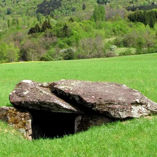 Dolmen.1110