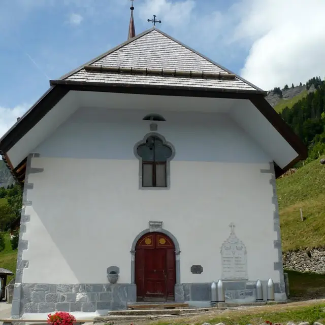 Façade église Chaucisse