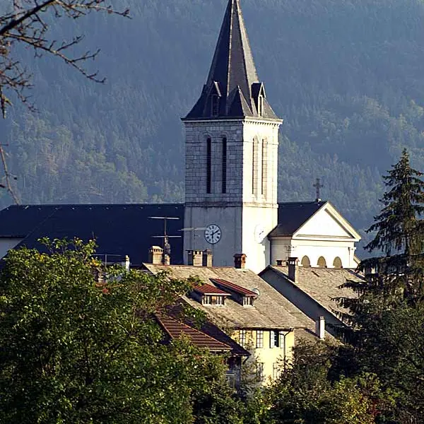 Eglise_viuz_en_sallaz_station_les_Brasses