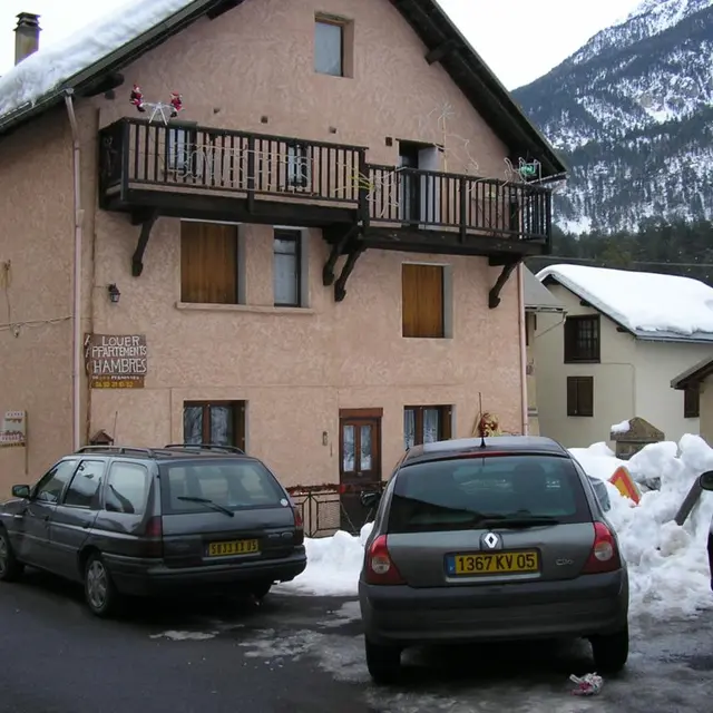 MAUREL Henri - 4 pers - Extérieur