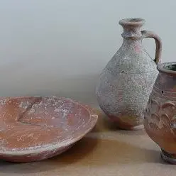 Copie de poteries sitra romaines musée serves