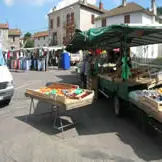 Marché hebdomadaire St Just en Chevalet
