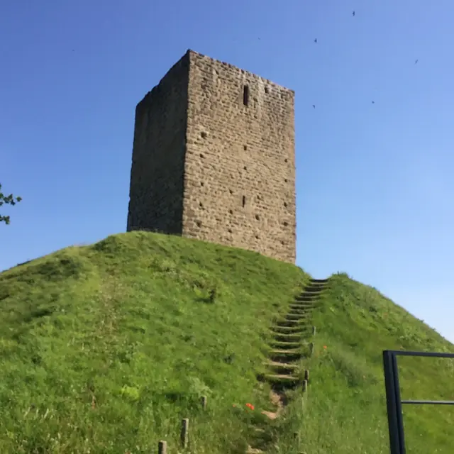 Tour d'Albon - itinéraire de randonnée pédestre