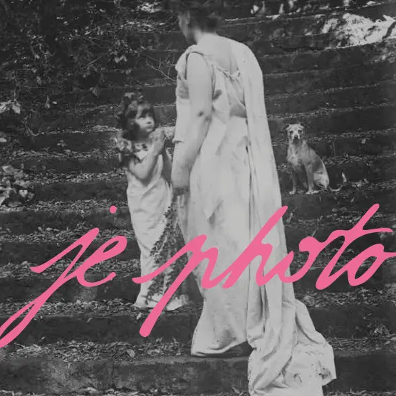 Visite guidée par la commissaire de l'exposition - Gabrielle Hébert. Amour fou à la Villa Médicis._La Tronche