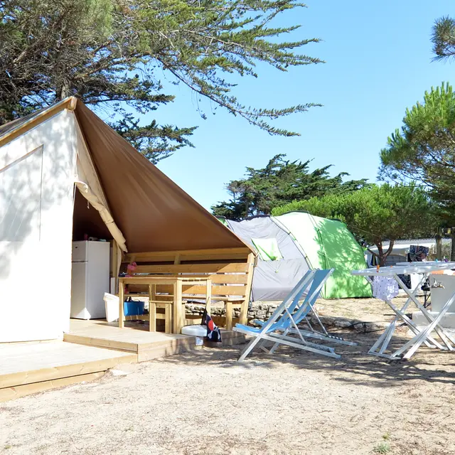 Extérieur écolodge - Camping Val de Loire