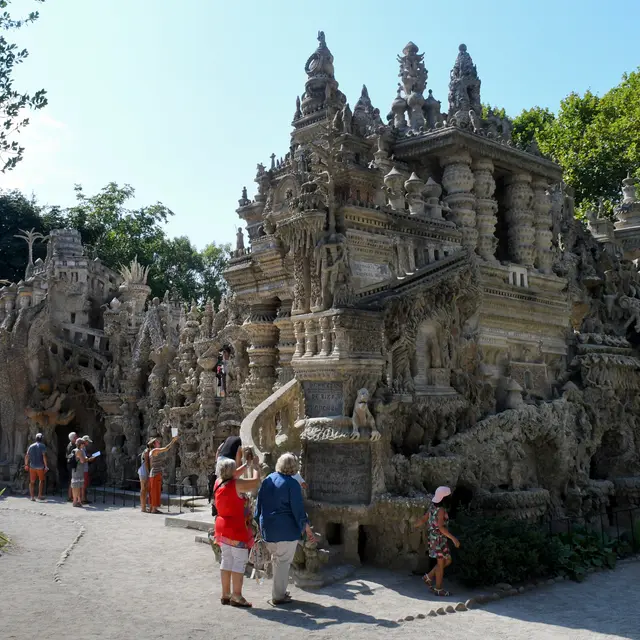 Palais idéal du facteur Cheval