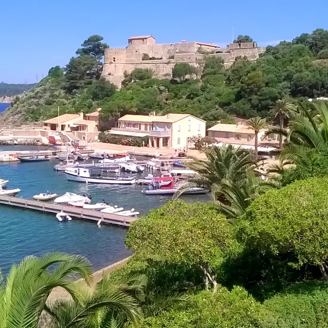 Une journée sur l'île de Port-Cros au départ de La Londe les Maures