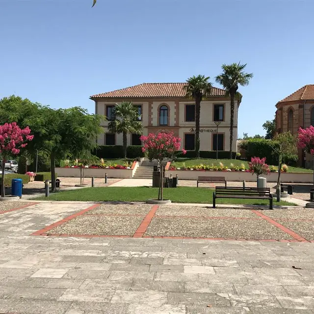 Village de Saint Nauphary