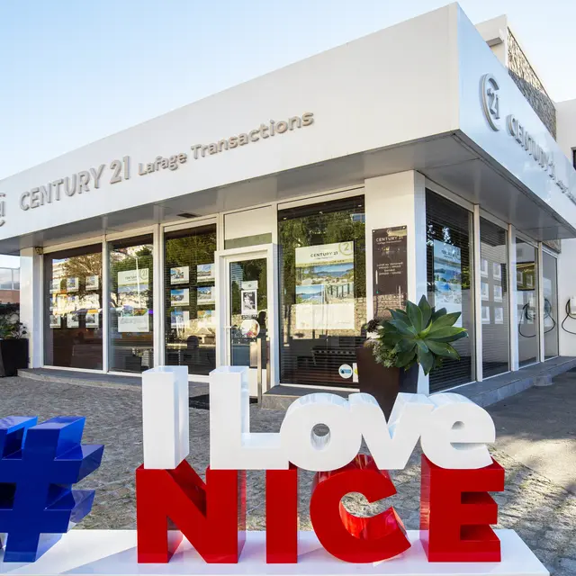agence c21 mont boron.JPG