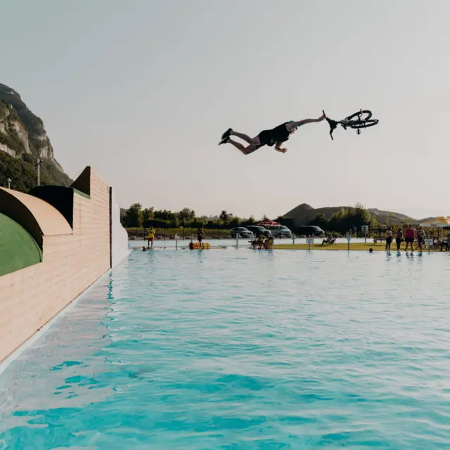 Waterjump
