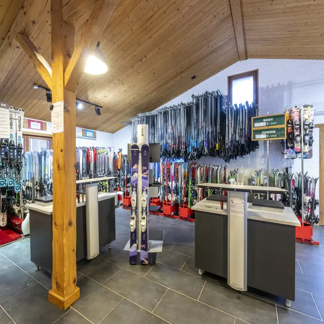 Carroz Sports - Skimium_Les Carroz-d'Arâches