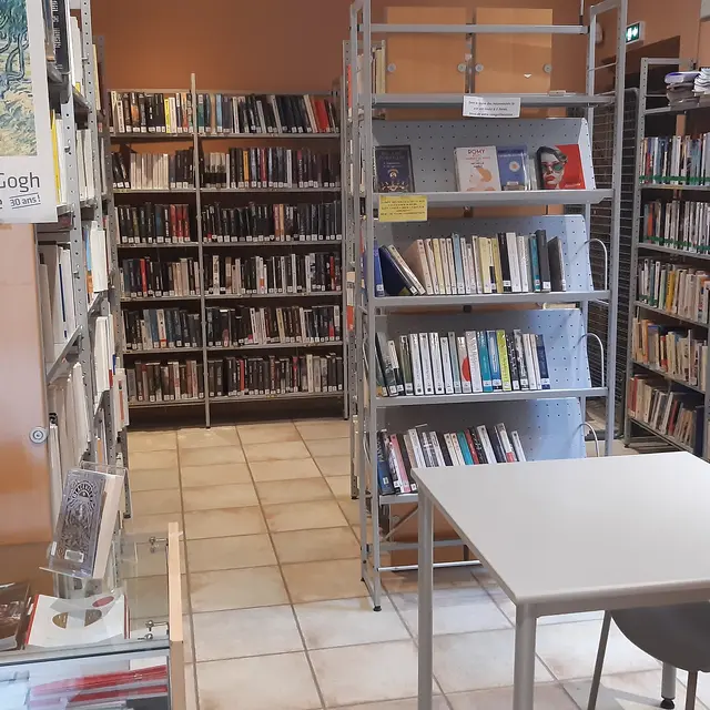 Bibliothèque Espace Culture Tourisme_Eyragues