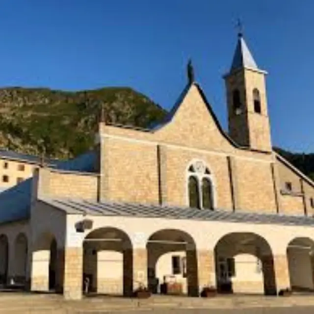 Pèlerinage de la Sainte-Anne_Isola 2000