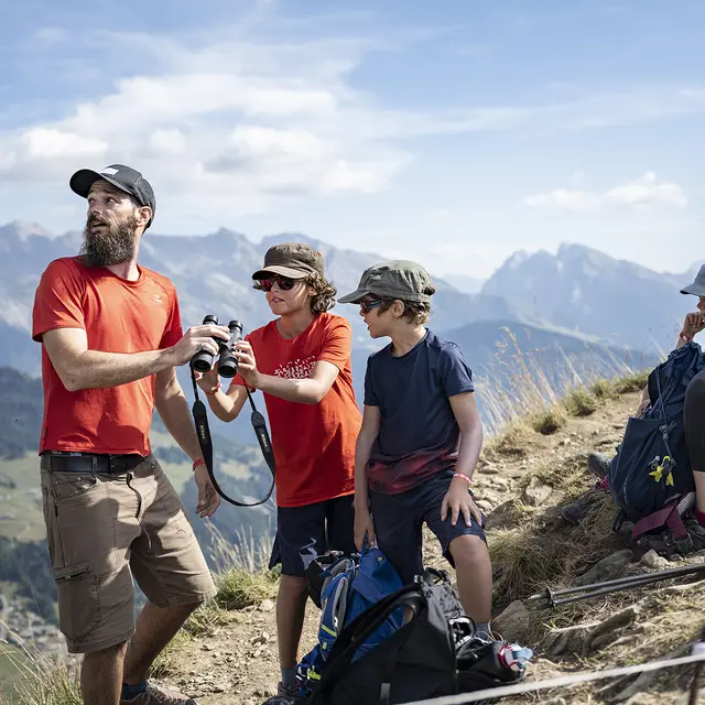 randonnées en famille avec un guide au Grand-Bornand