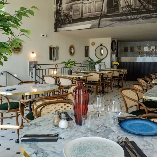 Le Petit Pernod_Marseille