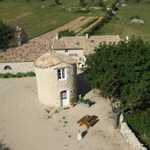 Le Moulin - Gite La Tour_La Rochegiron