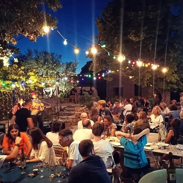 Les soirées guinguettes à la Combe au Mas_Mormoiron