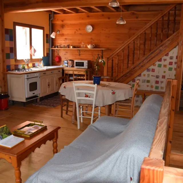 Home sweet olmes