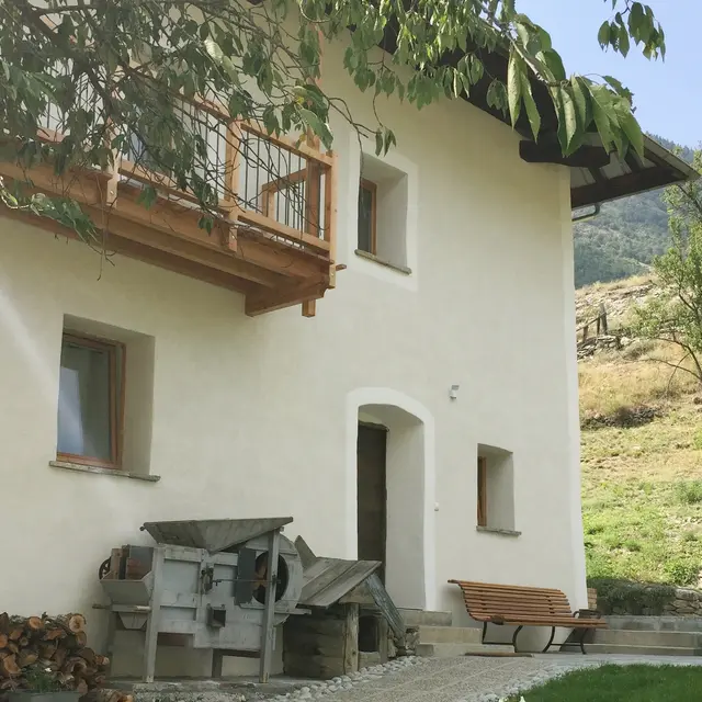 La Maison Abeil-Hautes Alpes- chambres d'hôtes