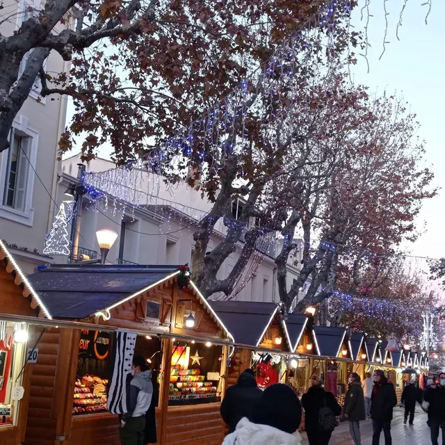 Marché artisanal de Noël à Martigues_Martigues