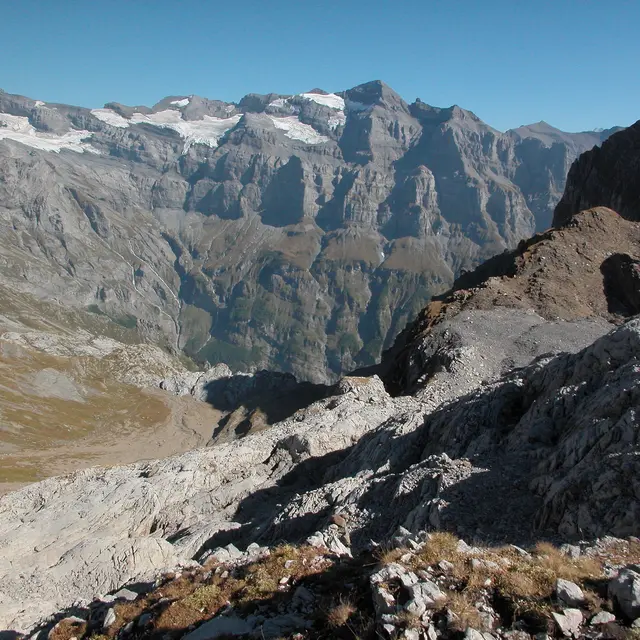 Tour des Dents Blanches GR®P mini 4 jours. Etape 04