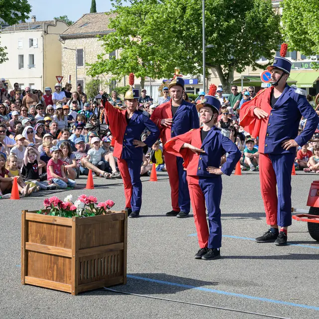 Les pondarmes - Spectacle Est Dans La Rue_La Toussuire