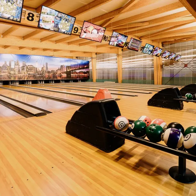 city d'oz bowling